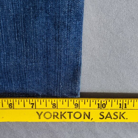 Vintage Levi's 515 jeans women's sz 12 denim blue colour boot cut cowgirl denim - Picture 15 of 15